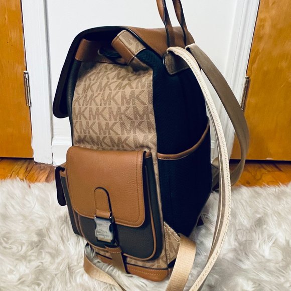 MICHAEL KORS UTILITY RUCKSACK LEATHER BACKPACK - Picture 3 of 10